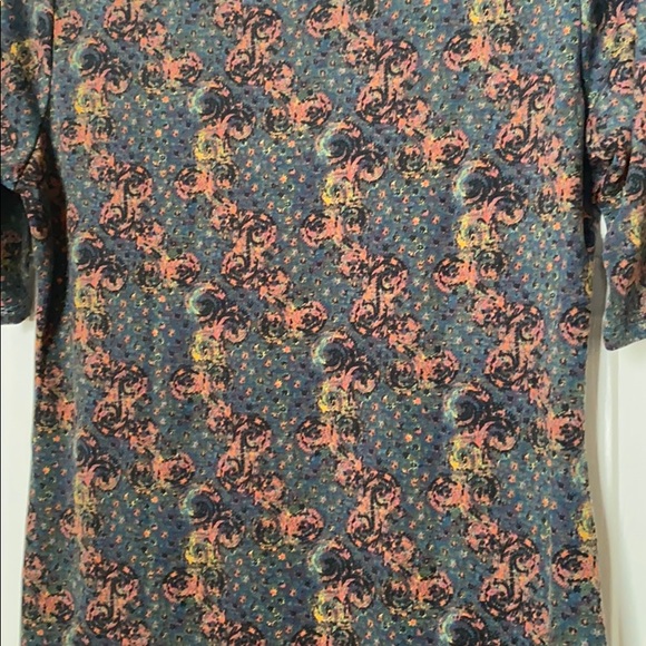 NWOT MULTI COLOR LULAROE JULIA - Picture 3 of 5
